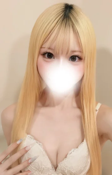 瀬名りさ