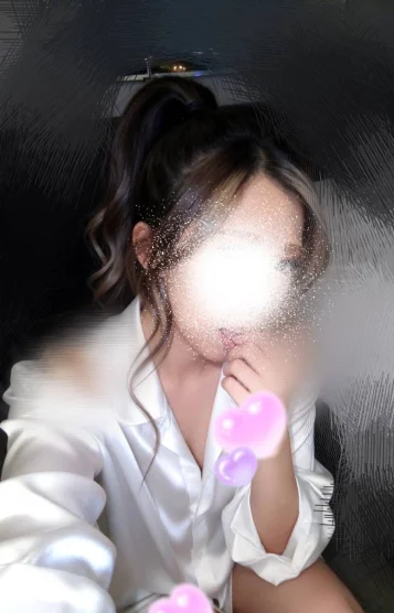 新人❤️あいか