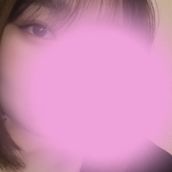 今日は17時から出勤ですᥫᩣ  ̖́-