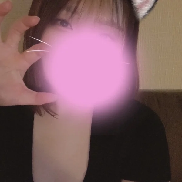 やほやほ!!𖤐 ̖́-