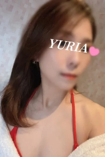 ゆりあ