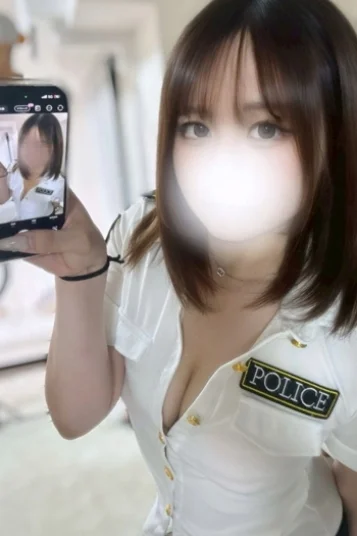 桃瀬えま