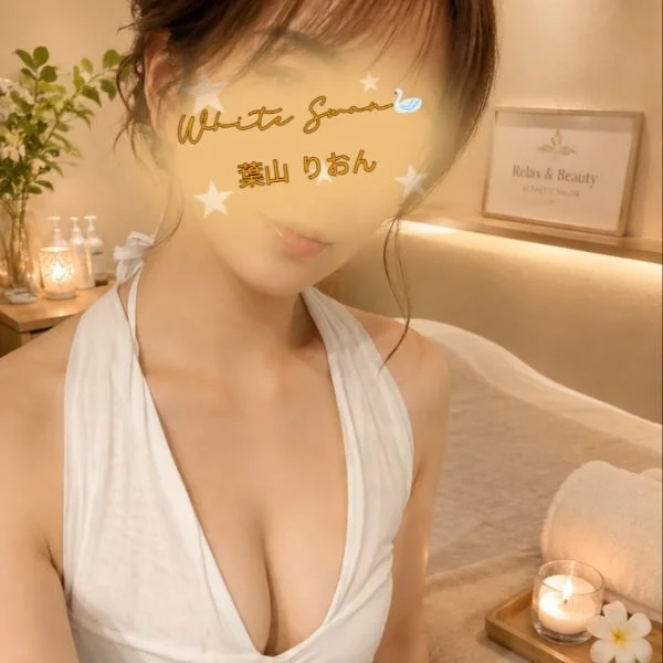 新しい衣装でお出迎え♥︎.*