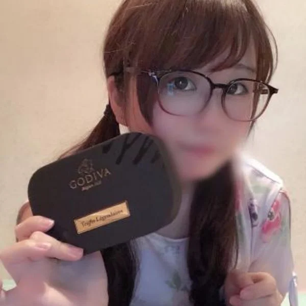 梨の日らしいので、みずみずしく🍐