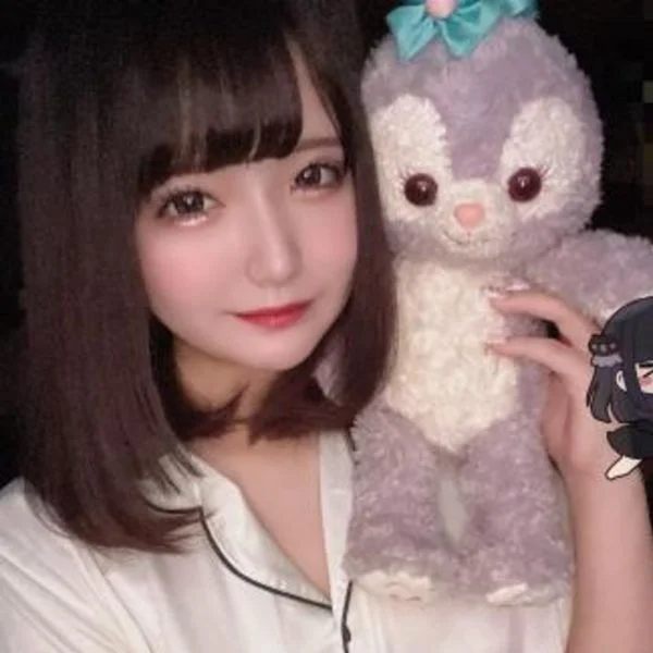 土曜ひより、今日はちょっと余裕ある顔してる♡