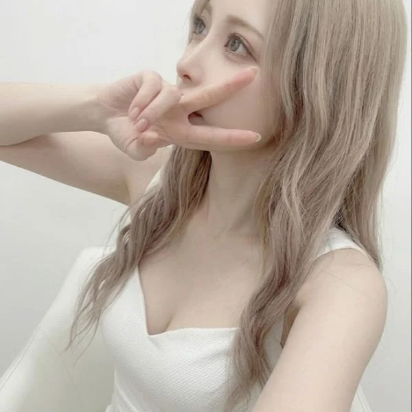 本日出勤中です🌟
