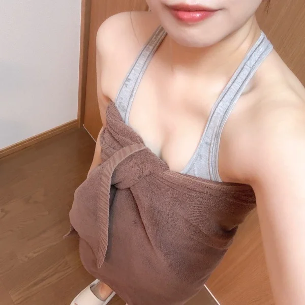 20:00~3:00出勤です🌼