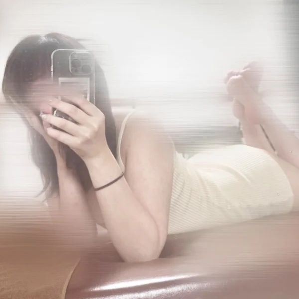 本日18時半まで出勤してます♡