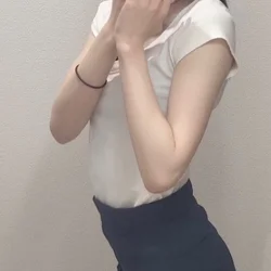 【新人】月本 澪