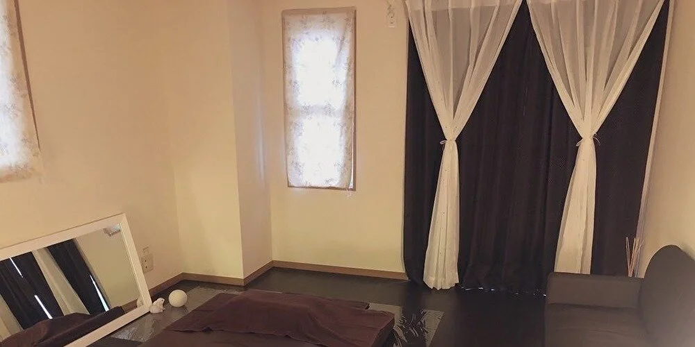  異世界の扉　大宮の施術室写真