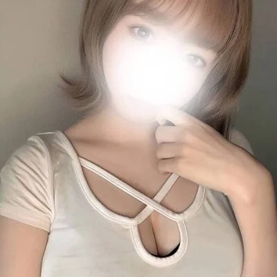 お得な100分14000円☆心斎橋/梅田にて人気美女スグ♪