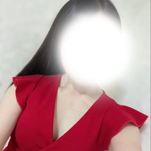 10:00~18:00まで出勤してます!