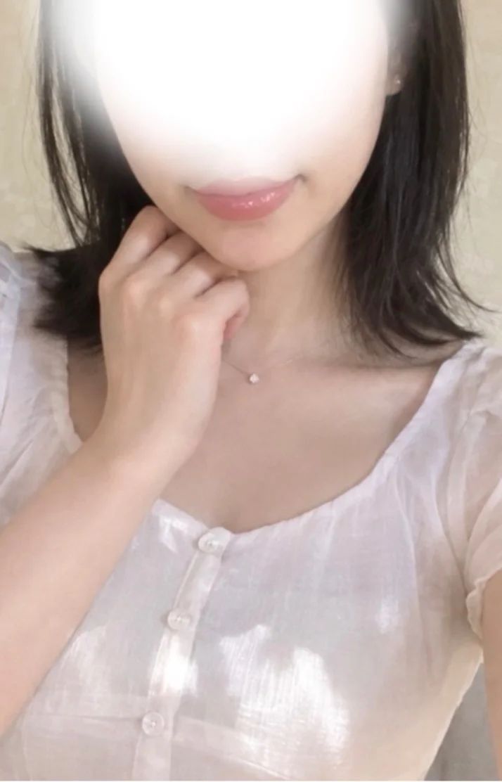 今日います🖤