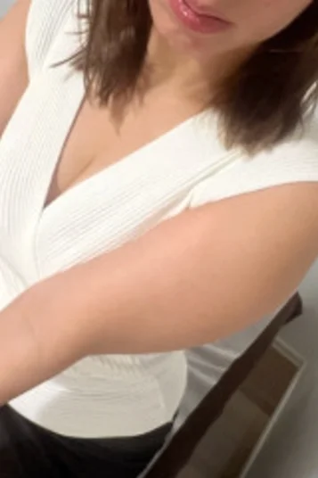 松岡あや
