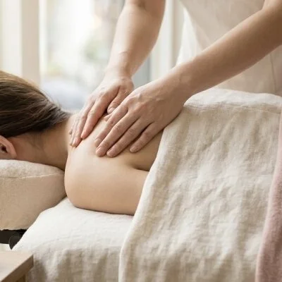 雨上がりの心身を解きほぐす🌸温かな手技で至福のひとときを✨