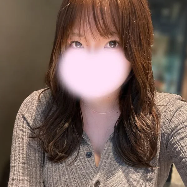 本日17:00-22:00出勤です🤍