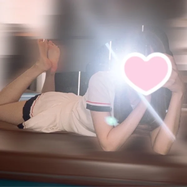 涼しい部屋で一緒に過ごそ🥺