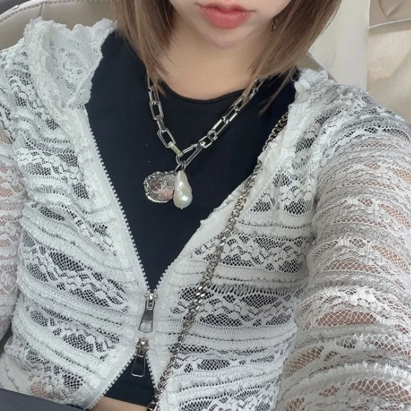 本日17時から出勤します🖤