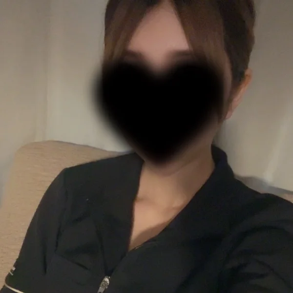 レイ出勤しました🖤
