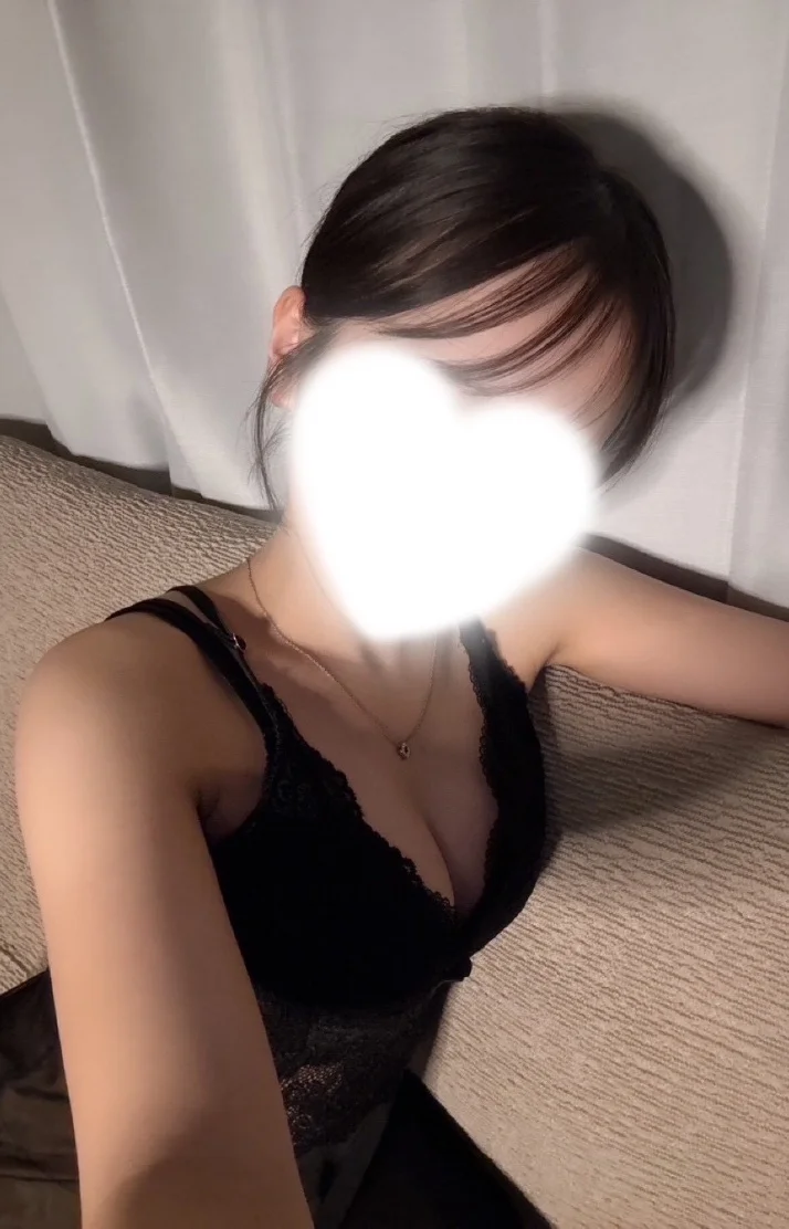 🎀 今日18:30〜23:00出勤します🎀