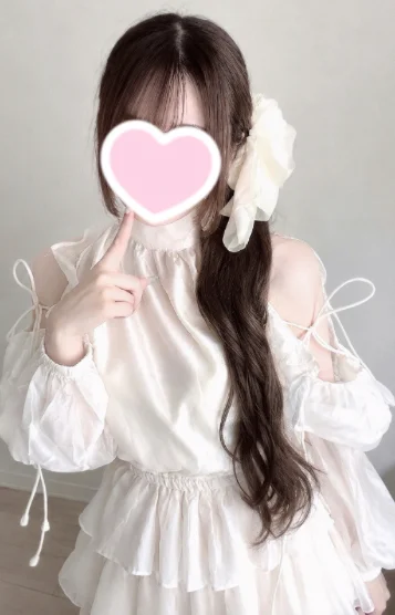 ももな