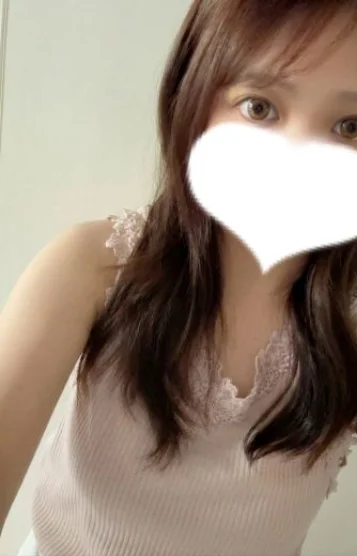 桃瀬 くるみ