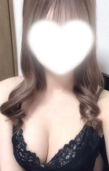 新人るな