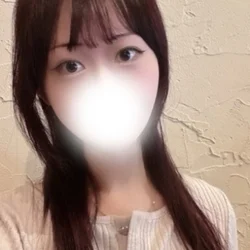 涼宮　みな