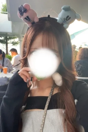 香月 せりな