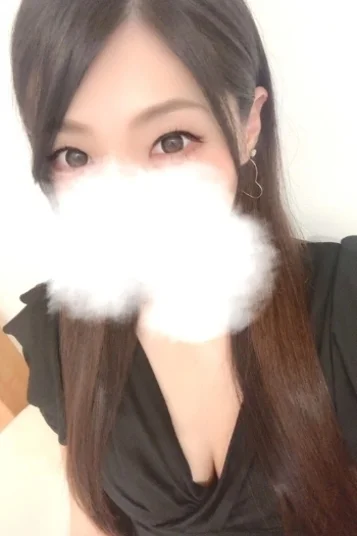 中島　りあ