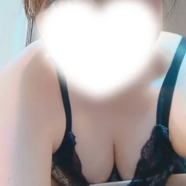 高橋莉子>の写真