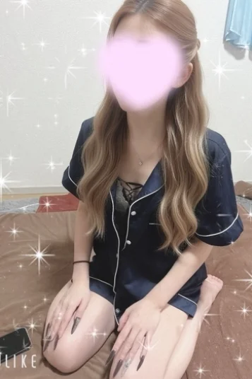 えみり