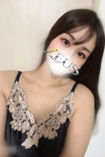 山野 ひとみ
