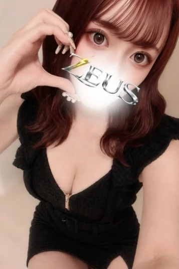 三上 さな