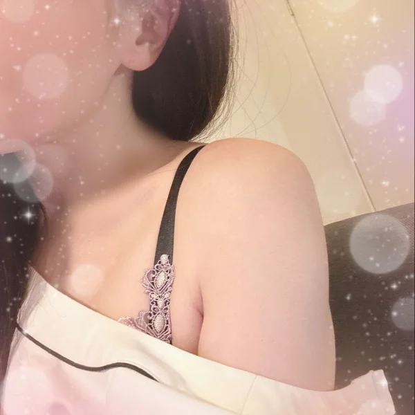 今日は白🤍