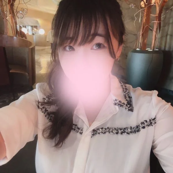 初めまして、椎名あみです♡