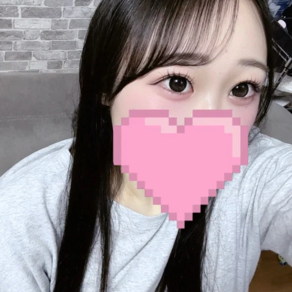 明日11:00〜初出勤🩷