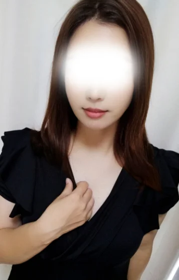 ちなつ清楚系美人妻