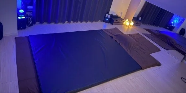 プレミアムSPA 癒刻 枚方店の待機室写真