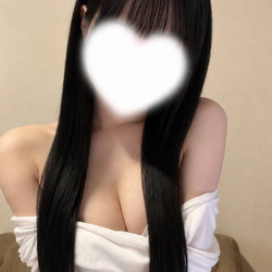 明日10/1は【美乳美女】あいなさんが出勤！要チェック♪
