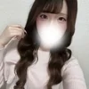 つきな