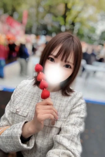 夢乃 ななせ