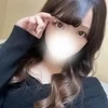 つきな