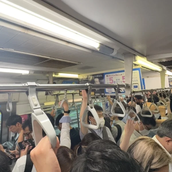 電車移動の旅🙄👆