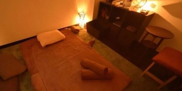 一休マイクロビキニ専門店 仙台の待機室写真