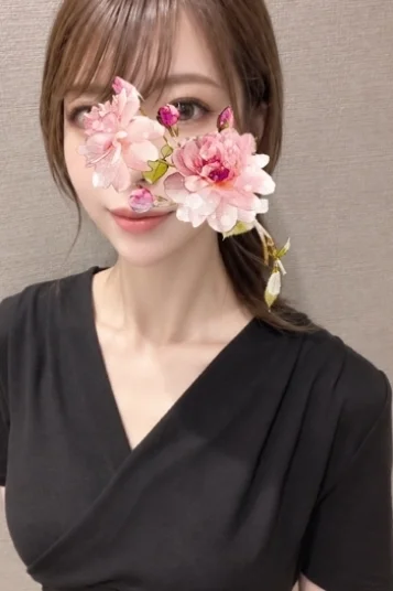 結城 ななせ