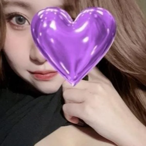 えみりと、とくベチュなことしよ♡