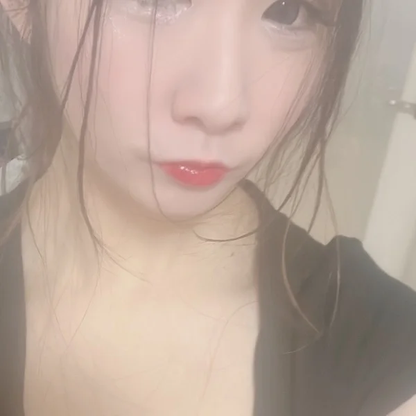 初めましてらなです💋