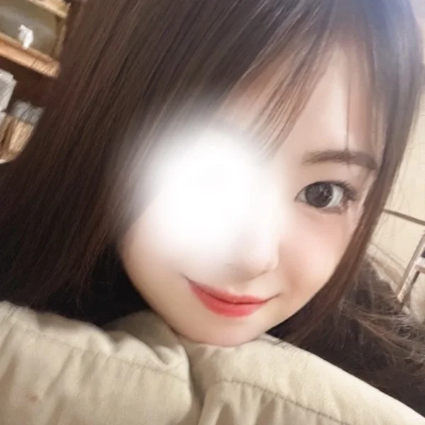「本日14:00〜ラストまでいます♡