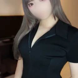 礼瀬 ゆあ
